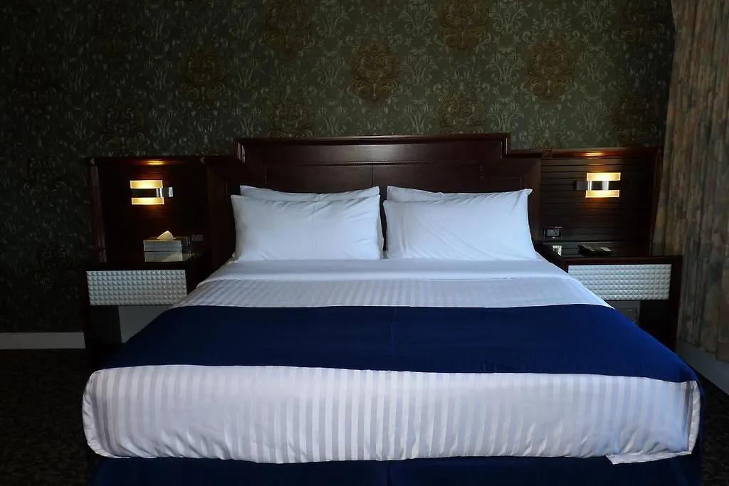 The Deluxe Hotel Vancouver 2*,  Kanada