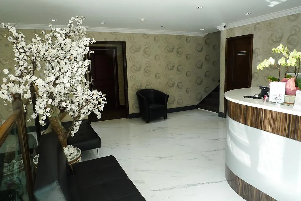 The Deluxe Hotel Vancouver 2*,  Kanada