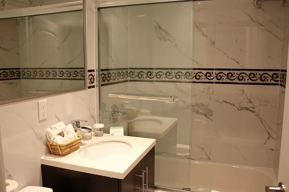 The Deluxe Hotel Vancouver